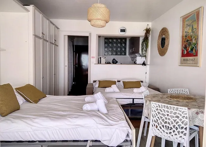 Apartman Constellation